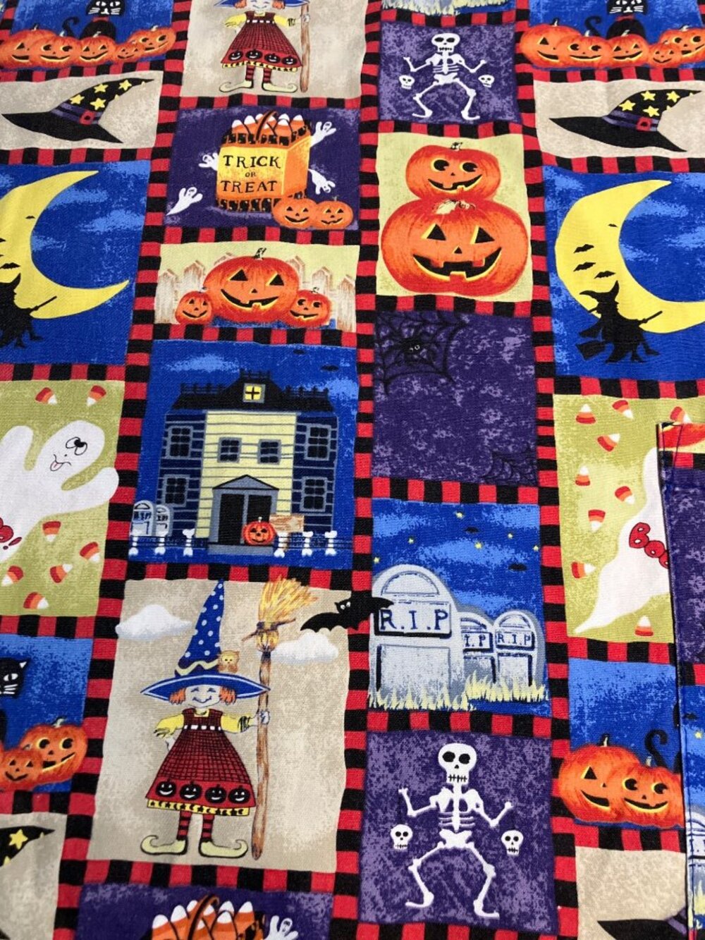 Tafford Halloween Pumpkin RIP Ghost Witch Scrub Top Size XL